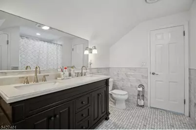 1008 Mary Allen Ln, Mountainside, NJ 07092 - Photo 23
