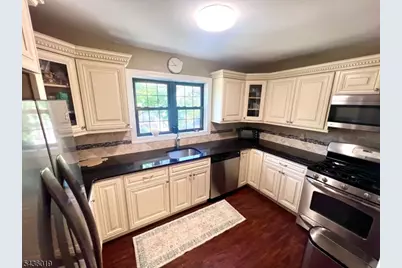 181 Long Hill Rd #A7, Little Falls Township, NJ 07424 - Photo 3