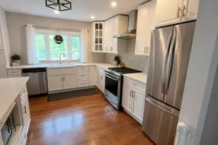 100 Fawn Ridge Dr, Long Hill Township, NJ 07946 - Photo 5