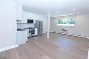 162 Spring St, Orange, NJ 07050 - Photo 5