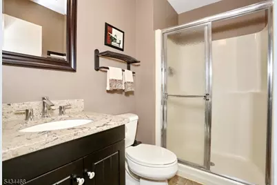 164 Winchester Ct, Washington Township, NJ 07676 - Photo 7