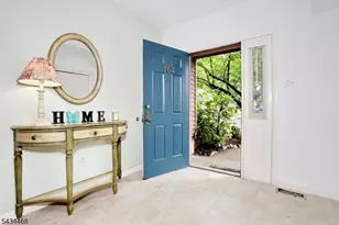 164 Winchester Ct, Washington Township, NJ 07676 - Photo 3