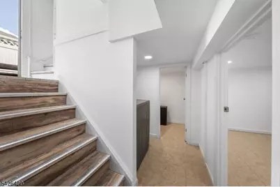 8 Melrose Ter, Elizabeth, NJ 07208 - Photo 21
