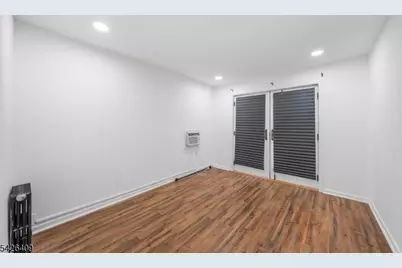 8 Melrose Ter, Elizabeth, NJ 07208 - Photo 11
