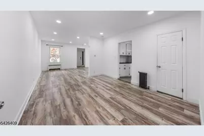 8 Melrose Ter, Elizabeth, NJ 07208 - Photo 7