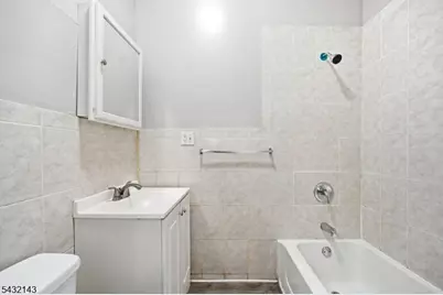 169 Mount Prospect Ave, Newark, NJ 07104 - Photo 9