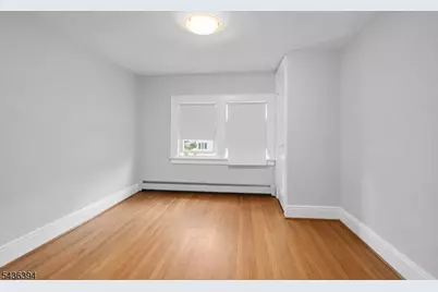 62 Vreeland Ave, Clifton, NJ 07011 - Photo 3