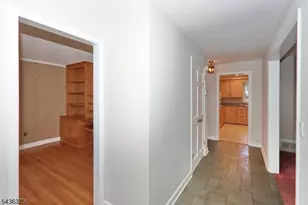 785 Lamberts Mill Rd, Westfield, NJ 07090 - Photo 5