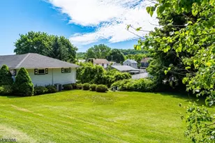 35 Hillside Ave, Netcong, NJ 07857 - Photo 3
