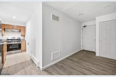 89A Ferry St #2, Jersey City, NJ 07307 - Photo 3