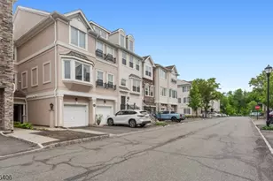 28 Devonshire Dr, Clifton, NJ 07013 - Photo 5