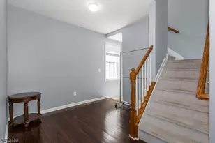 28 Devonshire Dr, Clifton, NJ 07013 - Photo 29