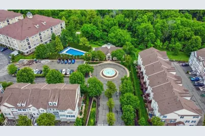 28 Devonshire Dr, Clifton, NJ 07013 - Photo 45