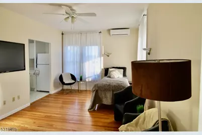 39 N Mountain Ave #5, Montclair, NJ 07042 - Photo 9