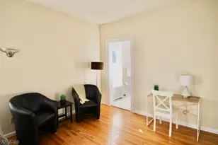 39 N Mountain Ave, Montclair, NJ 07042 - Photo 15