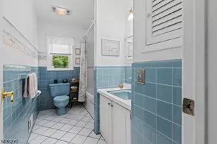38 Forest Dr, Roxbury Township, NJ 07876 - Photo 17