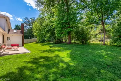 34 Silver Spring Ct, East Hanover Township, NJ 07936 - Photo 31