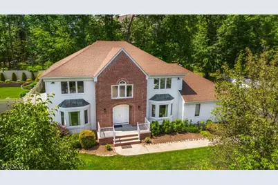 34 Silver Spring Ct, East Hanover Township, NJ 07936 - Photo 3