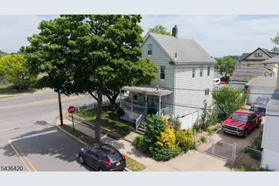 33 Pulaski Pl, Hackensack, NJ 07601 - Photo 7