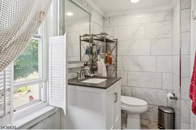 33 Pulaski Pl, Hackensack, NJ 07601 - Photo 23