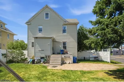 33 Pulaski Pl, Hackensack, NJ 07601 - Photo 29