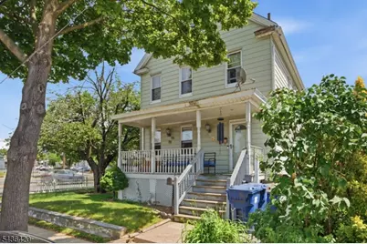 33 Pulaski Pl, Hackensack, NJ 07601 - Photo 9