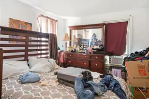 33 Pulaski Pl, Hackensack, NJ 07601 - Photo 15