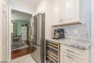 13 Briarwood Rd, Washington Township, NJ 07853 - Photo 7