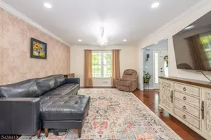 13 Briarwood Rd, Washington Township, NJ 07853 - Photo 11