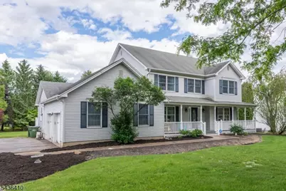 13 Briarwood Rd, Washington Township, NJ 07853 - Photo 1
