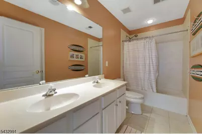 81 Lafayette Cir #81, Totowa, NJ 07512 - Photo 35