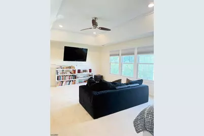 81 Lafayette Cir #81, Totowa, NJ 07512 - Photo 27