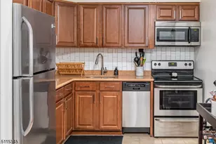 37 Hill St, Morristown, NJ 07960 - Photo 3