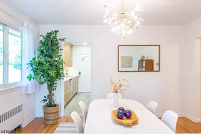110 Woodlawn Ave, Clifton, NJ 07013 - Photo 15