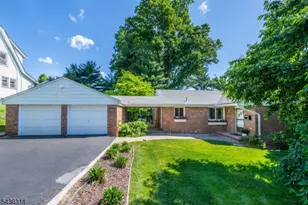 110 Woodlawn Ave, Clifton, NJ 07013 - Photo 3