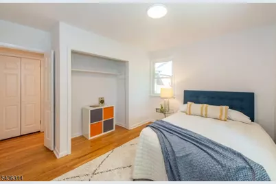 110 Woodlawn Ave, Clifton, NJ 07013 - Photo 21