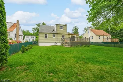 3 Roy Ave, Bloomingdale, NJ 07403 - Photo 21