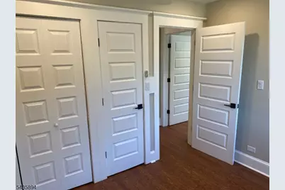 971 Virgil Ave, Ridgefield, NJ 07657 - Photo 15