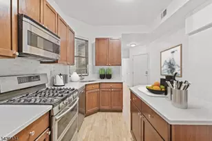 340 Pavonia Ave, Jersey City, NJ 07302 - Photo 3