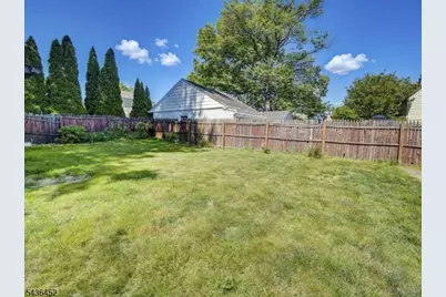 1136 Coolidge Rd, Elizabeth, NJ 07208 - Photo 23