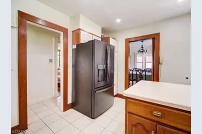 1136 Coolidge Rd, Elizabeth, NJ 07208 - Photo 9