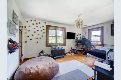 1136 Coolidge Rd, Elizabeth, NJ 07208 - Photo 11