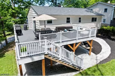 101 Pocono Trl, Hopatcong, NJ 07843 - Photo 21