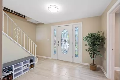 101 Pocono Trl, Hopatcong, NJ 07843 - Photo 3