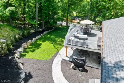 101 Pocono Trl, Hopatcong, NJ 07843 - Photo 23