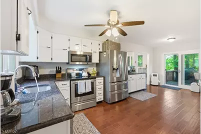 3 Crows Nest Rd, Byram Township, NJ 07821 - Photo 15