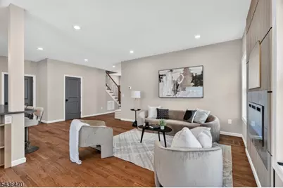 136 Lake Shore Dr, Parsippany, NJ 07034 - Photo 15