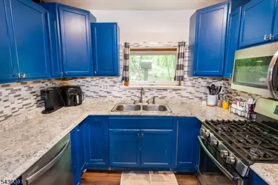 51 Poplar Grove Ter, West Milford, NJ 07480 - Photo 11