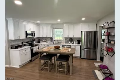 68 Dupont Ave, Hopatcong, NJ 07843 - Photo 3