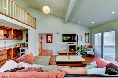 11 Mt Crest Rd, Jefferson Township, NJ 07438 - Photo 13